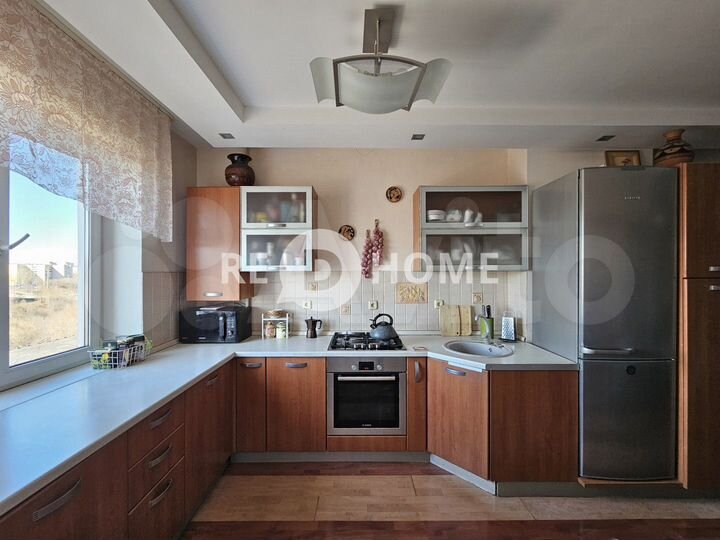 3-к. квартира, 67,6 м², 6/10 эт.