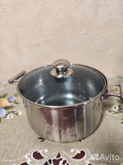 Кастрюля из нержавейки большая, ёмкость 6 литров