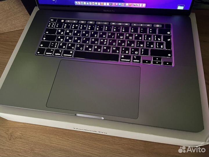 Macbook Pro 16 2021 i7/16/500gb Мощный