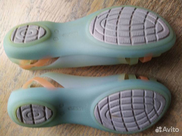 Сланцы женские crocs 35 размер