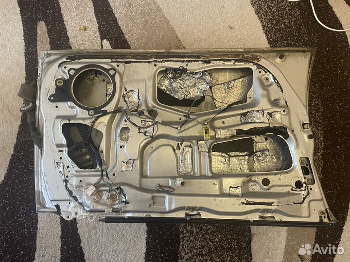 Дверь subaru outback