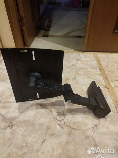 Кронштейн для телевизора