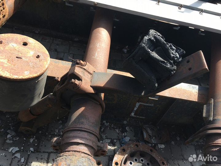 1056812 Ось Шмитц Полуприцепы Schmitz