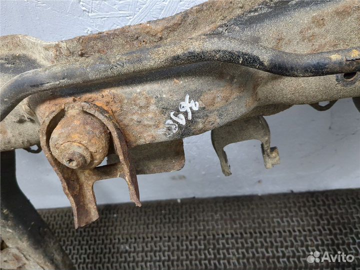 Балка подвески передняя Opel Corsa C, 2001