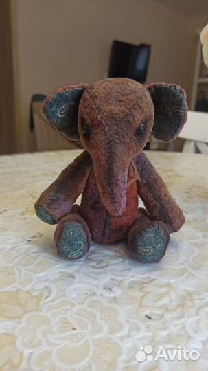 Плюшевый слон