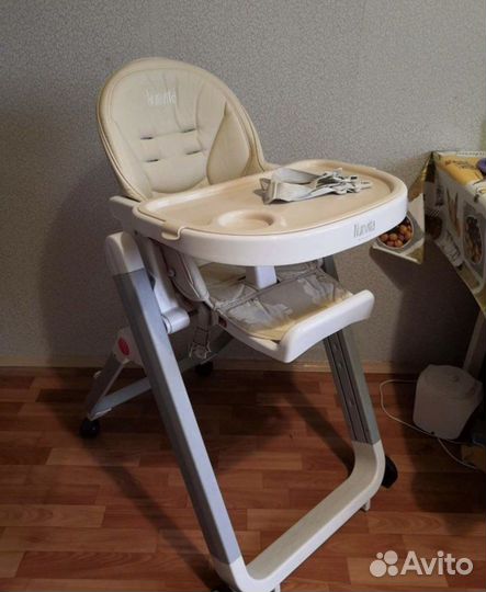 Стульчик для кормления nuovita