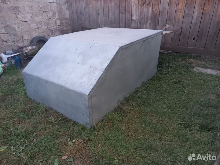 Будка на прицеп