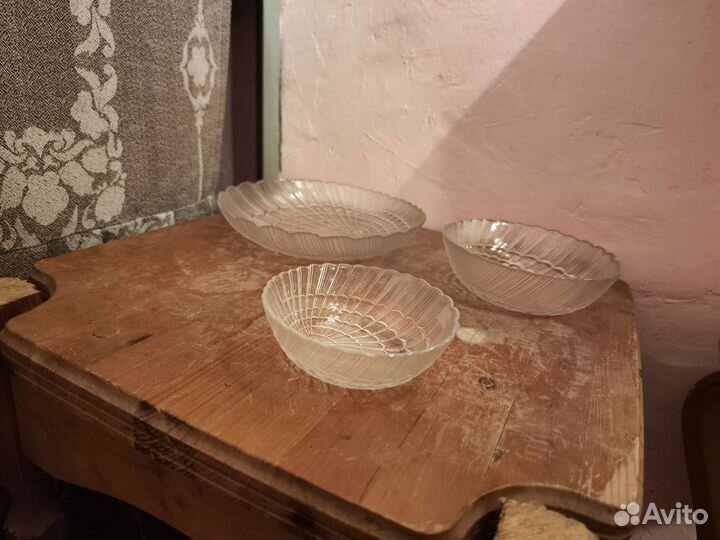 Набор салатников стекло ракушка