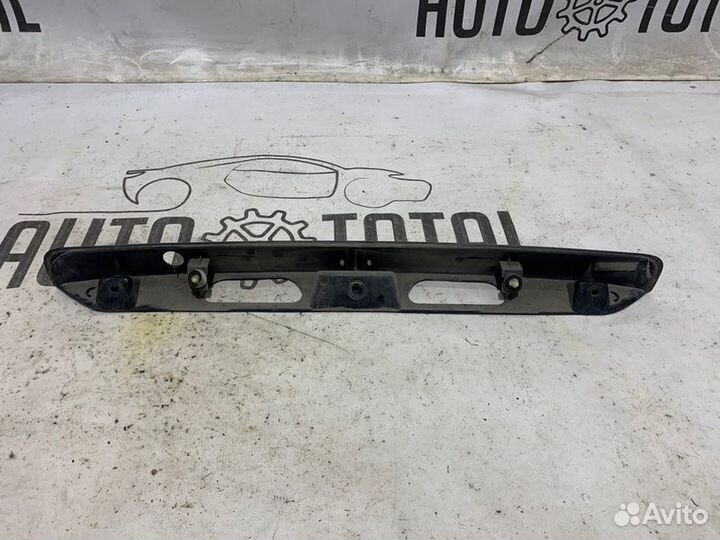 Накладка крышки багажника Hyundai Accent G4EE 2008