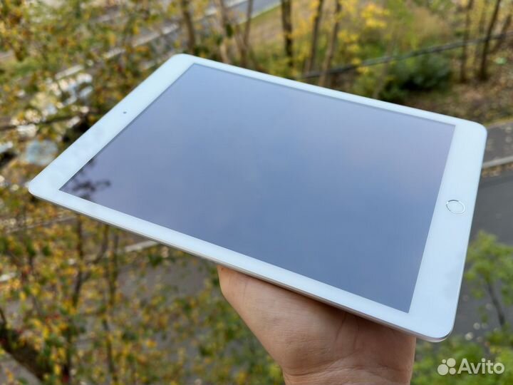iPad 7 Wi-Fi 32Gb, Silver, рст, состояние идеал