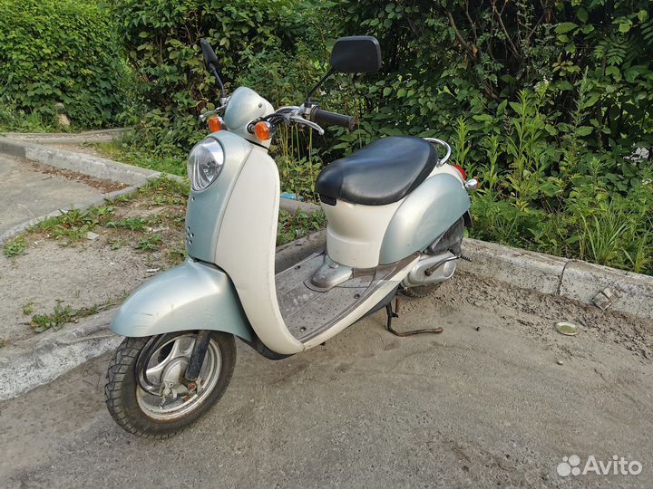 Honda Scoopy Crea