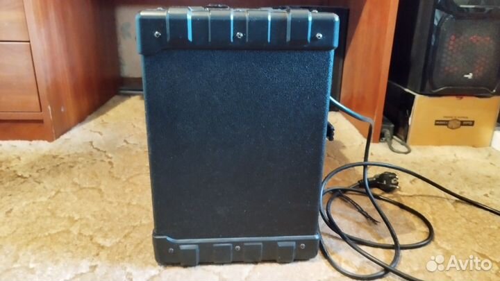 Комбоусилитель Roland Cube 15