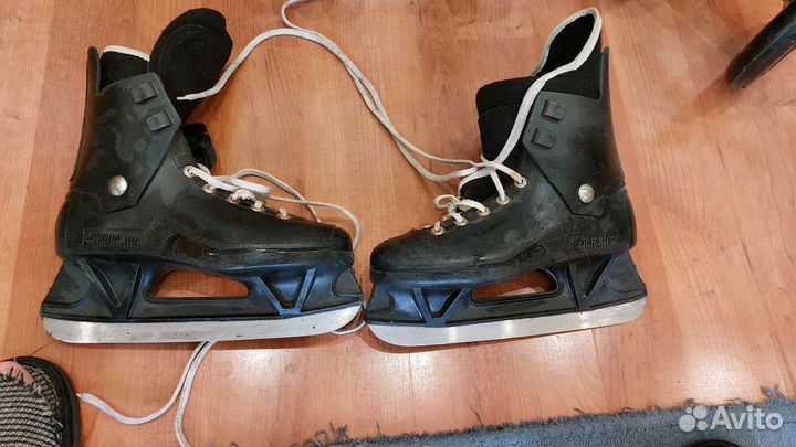 Коньки хоккейные размер 39