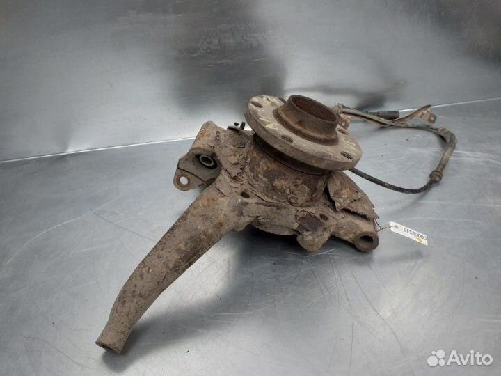 Кулак поворотный задний левый Audi 100 C4