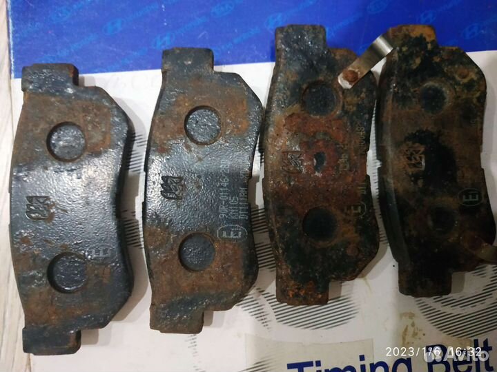 Задние тормозные колодки Хундай Туксон,Соната