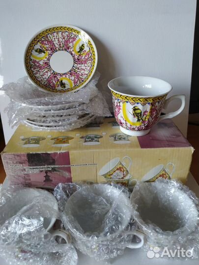 Чайный набор кружки и блюдца