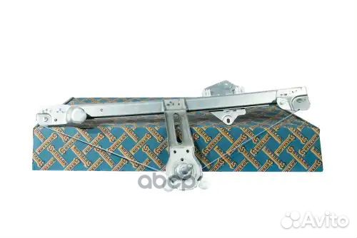 Стеклоподъемник передний правый механический