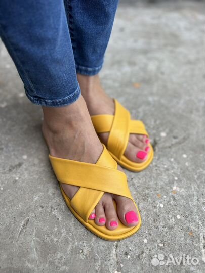 Маникюр и педикюр, мкрн Парковый