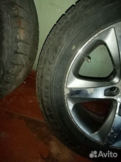 R16 Bridgestone Blizzak Revo GZ 205/60, PCD 5x105 DIA 56.6