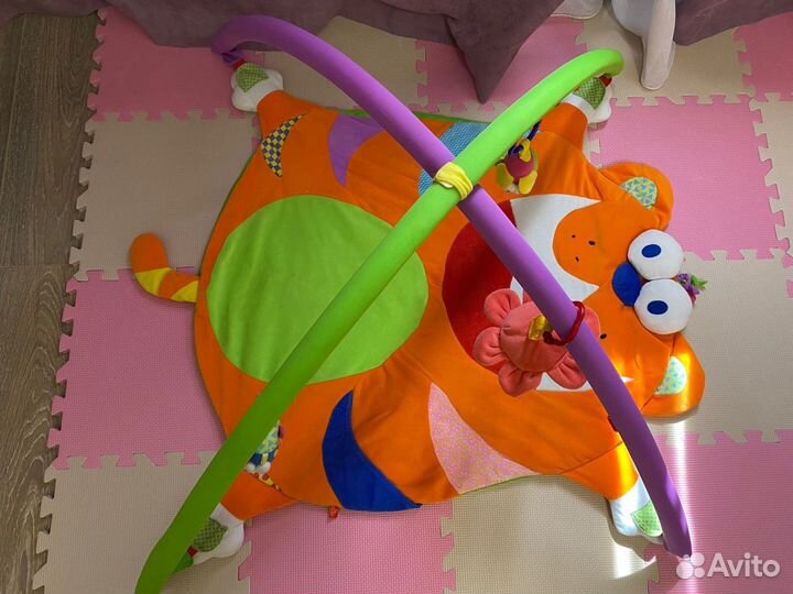 Развивающий коврик