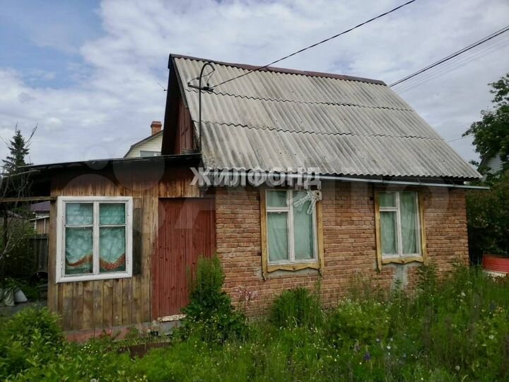 Дача 25 м² на участке 4 сот.