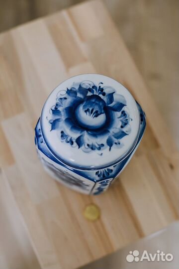 Банка для хранения Гжель