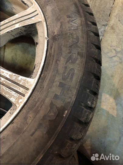 Marshal WinterCraft Ice WI31 265/60 R16