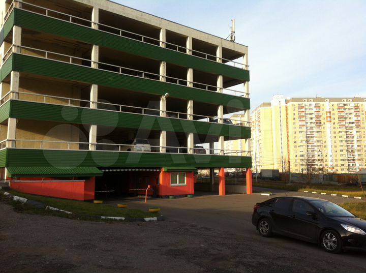 Машиноместо, 18 м²