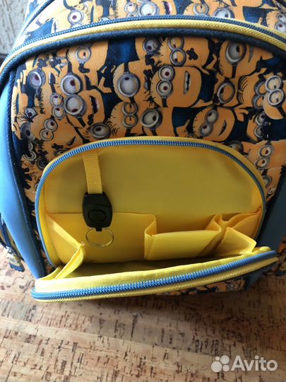 Рюкзак школьный