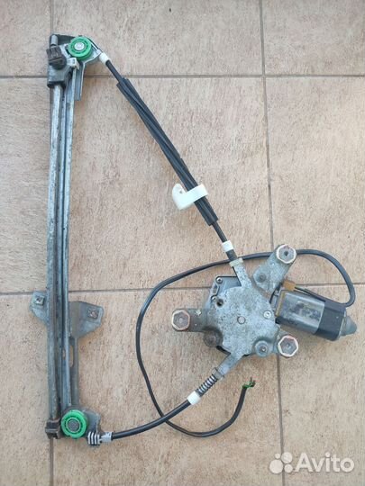 Стеклоподъемник audi 100 с4 передний