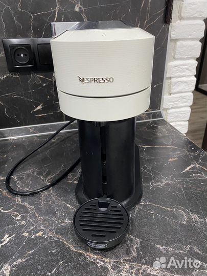 Кофеварка капсульная nespresso