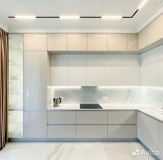 Кухня в потолок