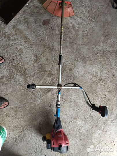 Триммер бензиновый бу