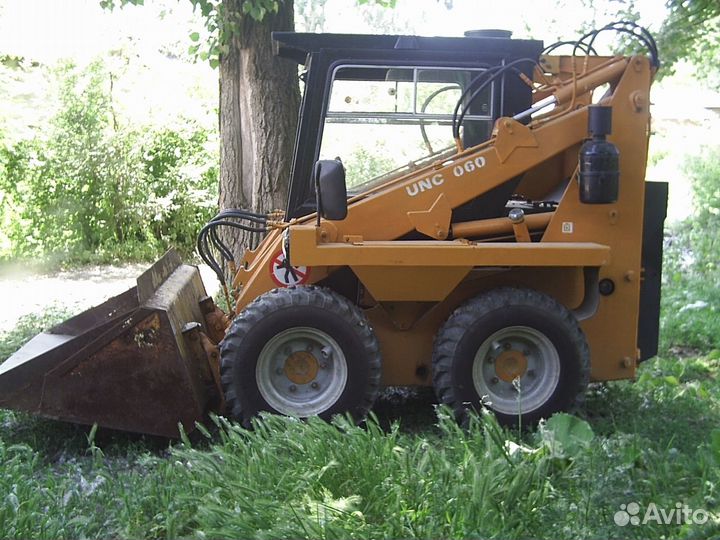 Услуги минипогрузчика