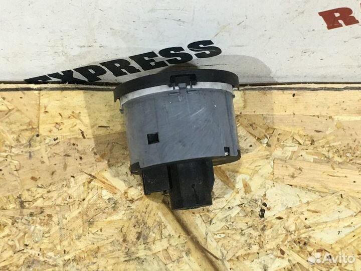 Переключатель света фар Skoda Octavia A5 FL