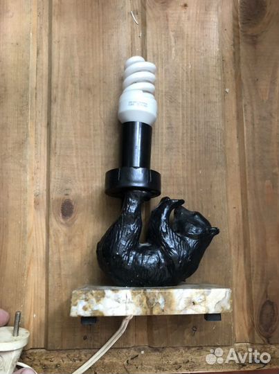 Лампа настольная