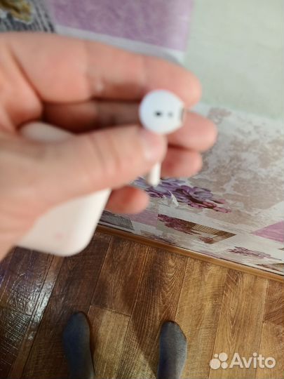 Беспроводные наушники apple airpods