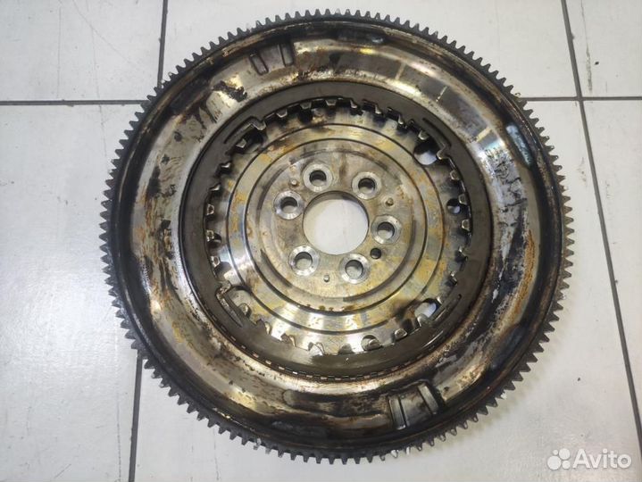 Маховик Volkswagen Golf 7 5G1 MK7