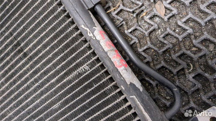 Радиатор кондиционера Jeep Grand Cherokee, 2004