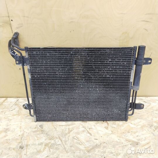 Volkswagen Tiguan 1 - Радиатор кондиционера