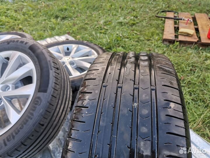 Колеса в сборе r16 летние skoda octavia Alcatras