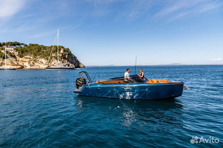 Моторная яхта Е26 Rider Порт Колом