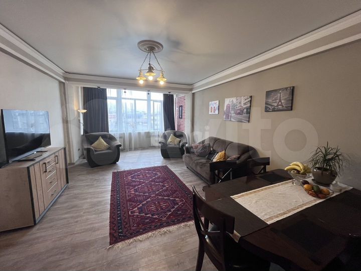 2-к. квартира, 86 м², 6/14 эт.