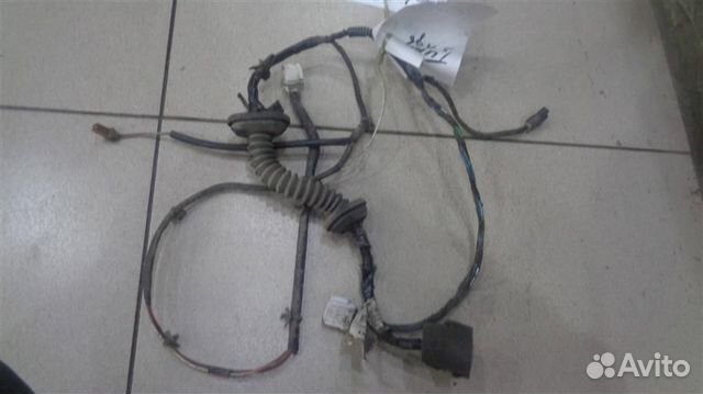 Проводка двери задней Nissan Almera Tino 2000-2006