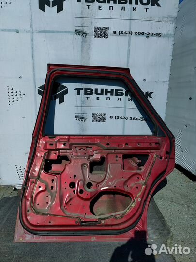 Задняя Правая дверь Rover 827 (ровер 827)