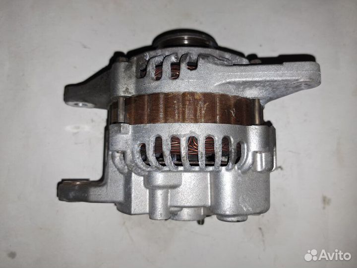 Генератор 4g93 gdi Mitsubishi LancerCedia MD375853