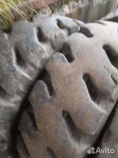 Bridgestone 325/80 R20