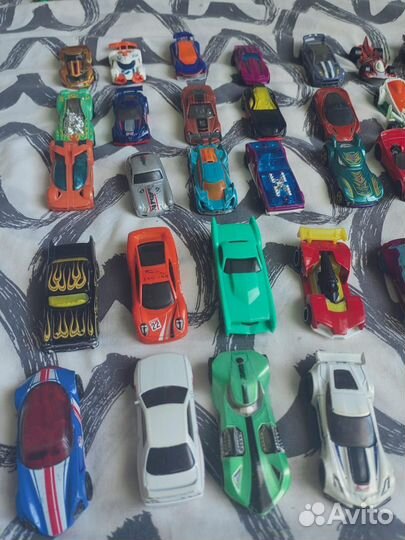 Hot wheels машинки