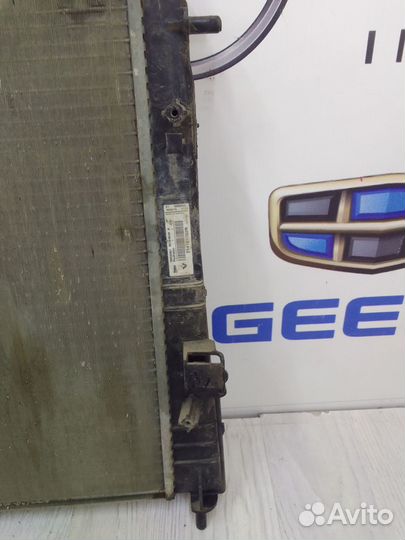 Радиатор охлаждения двигателя основной Renault dus