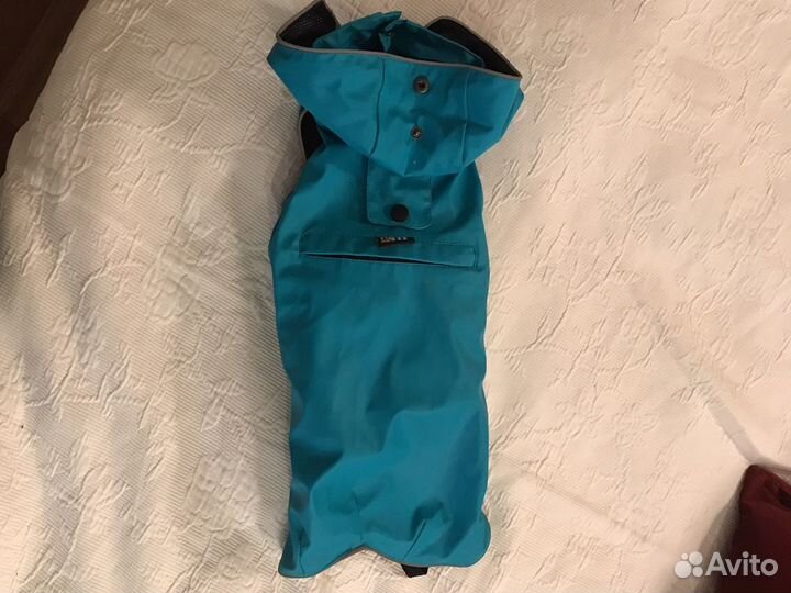 Дождевик для маленькой собаки